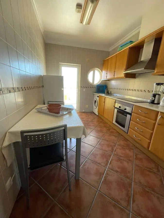 2 Bedrooms Apartment Vale Parra Praia da Galé in a privat Condomínio Guia  0*, Guia (Faro)