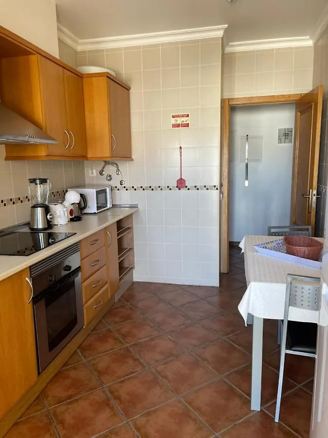 2 Bedrooms Apartment Vale Parra Praia da Galé in a privat Condomínio Guia